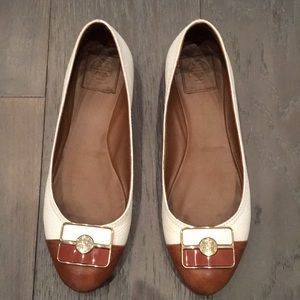 White and cognac Tory Burch flats